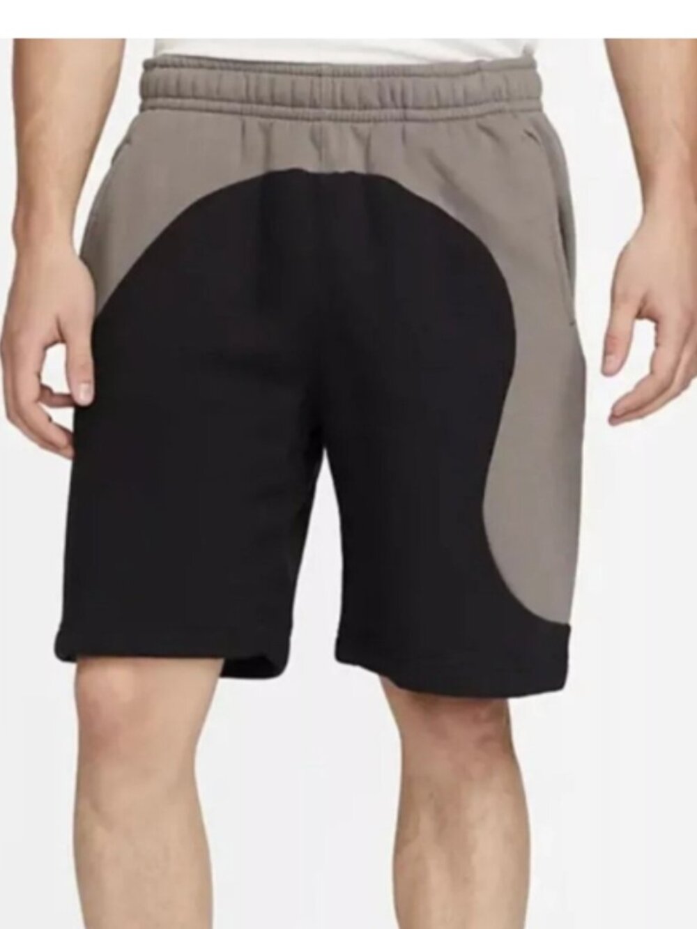 NIKE Sportswear Color Clash Fleece Shorts Men's Size XX-Large Black/Taupe
